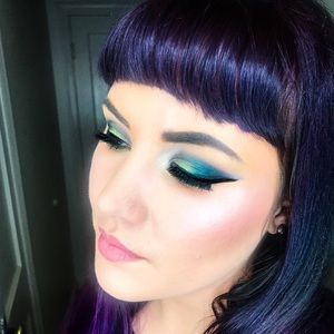 Meet your Posher, Karina